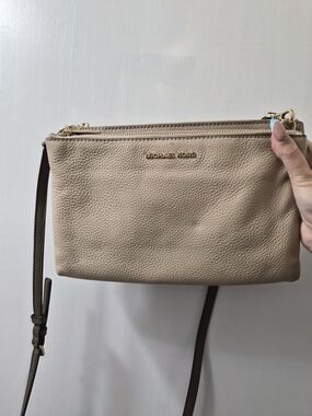 Michael Kors Two Toned Beige Pebbled Leather Crossbody with Gold Hardware